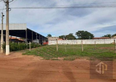 Loteamento e Condomínio, 750 m² - Foto 1