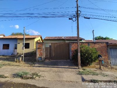 Casa, 2 quartos, 252 m² - Foto 1