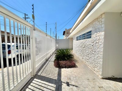 Casa, 3 quartos, 200 m² - Foto 3