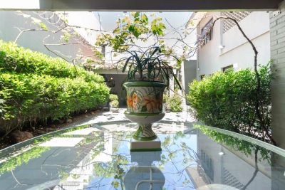 Casa, 4 quartos, 300 m² - Foto 1