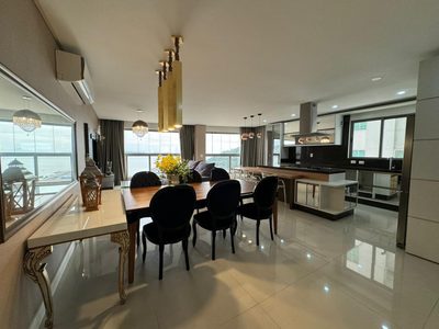 Apartamento, 3 quartos, 183 m² - Foto 1