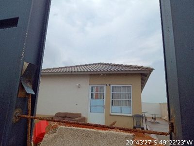 Casa, 2 quartos, 200 m² - Foto 1