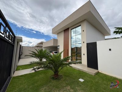 Casa, 3 quartos, 250 m² - Foto 1