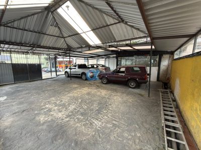 Loja-Salão, 250 m² - Foto 1