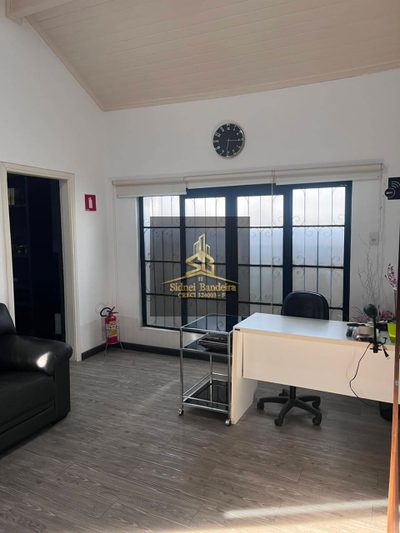 Casa, 5 quartos, 291 m² - Foto 2