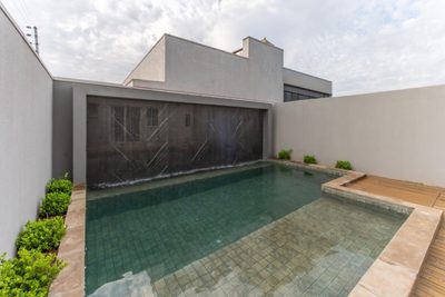 Sobrado, 4 quartos, 248 m² - Foto 1