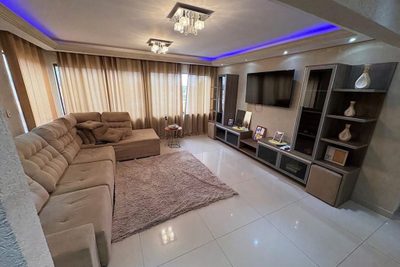 Casa, 4 quartos, 300 m² - Foto 1
