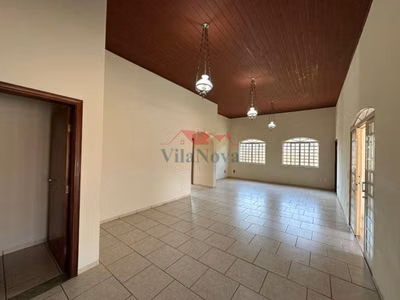 Chácara, 3 quartos, 1022 m² - Foto 1