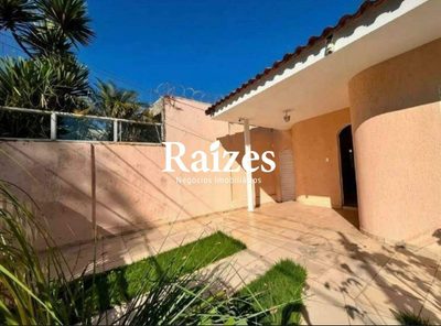 Casa, 3 quartos, 180 m² - Foto 2