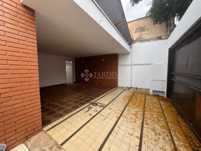 Casa, 7 quartos, 256 m² - Foto 1