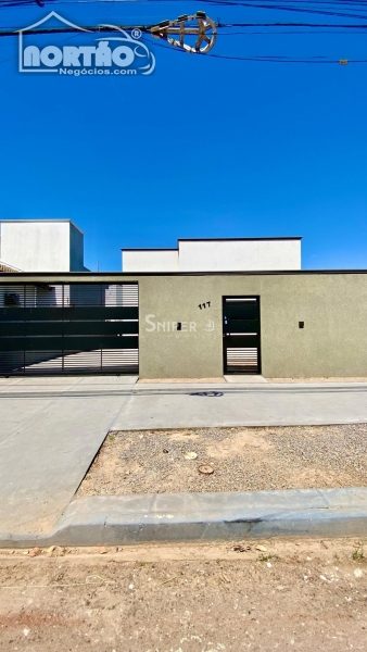 Casa, 3 quartos, 79 m² - Foto 2