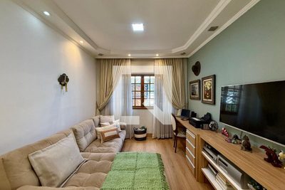 Casa, 3 quartos, 220 m² - Foto 1