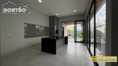 Casa, 1 quarto, 238 m² - Foto 3