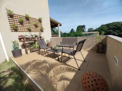 Casa, 4 quartos, 246 m² - Foto 2