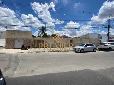 Casa, 3 quartos, 600 m² - Foto 2