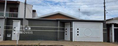 Casa, 4 quartos, 160 m² - Foto 1