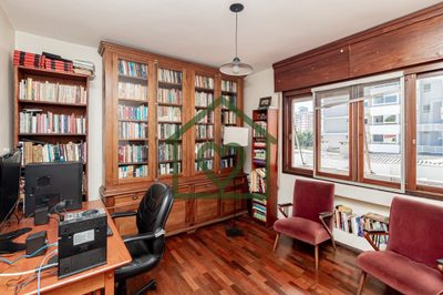 Casa, 4 quartos, 247 m² - Foto 2