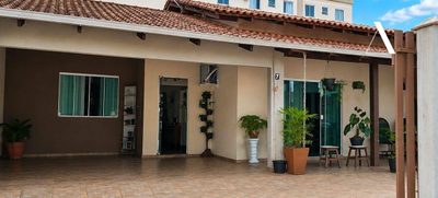 Casa, 3 quartos, 200 m² - Foto 1