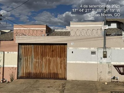 Casa, 2 quartos, 180 m² - Foto 1