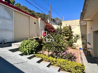 Casa, 2 quartos, 256 m² - Foto 1