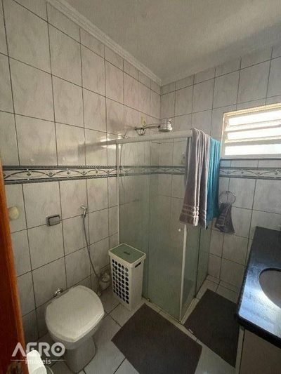 Casa, 3 quartos, 244 m² - Foto 3