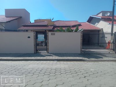 Casa, 4 quartos, 194 m² - Foto 2