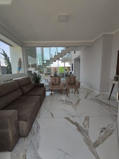 Casa, 1 quarto, 295 m² - Foto 1