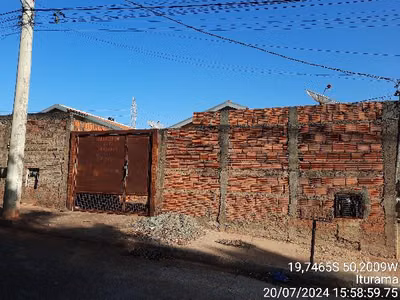 Casa, 2 quartos, 180 m² - Foto 1