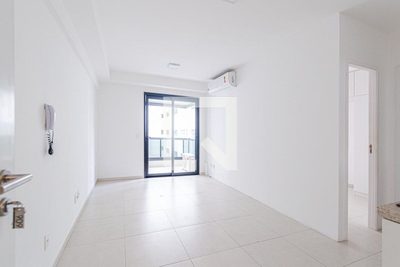 Apartamento, 1 quarto, 38 m² - Foto 2