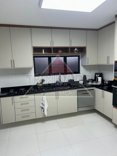 Casa, 3 quartos, 175 m² - Foto 2