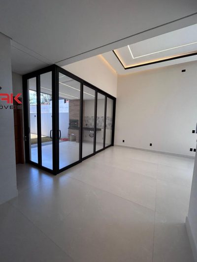 Casa, 3 quartos, 250 m² - Foto 4
