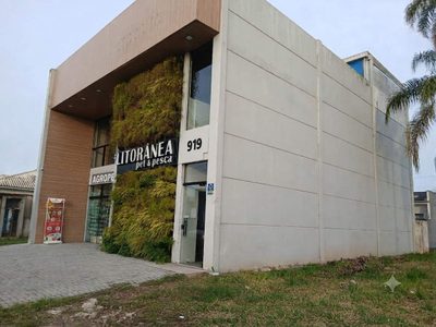 Prédio Inteiro - Foto 1