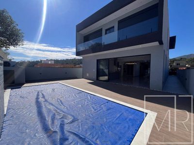 Casa, 4 quartos, 300 m² - Foto 3