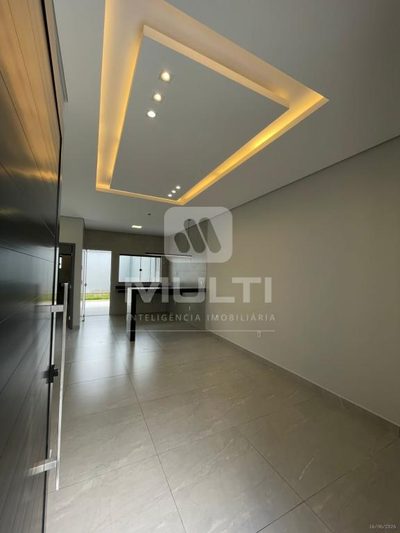 Casa, 2 quartos, 68 m² - Foto 1