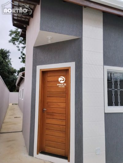 Casa, 3 quartos, 75 m² - Foto 2