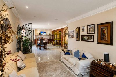 Casa, 3 quartos, 318 m² - Foto 1