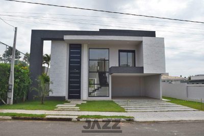 Casa, 4 quartos, 252 m² - Foto 1