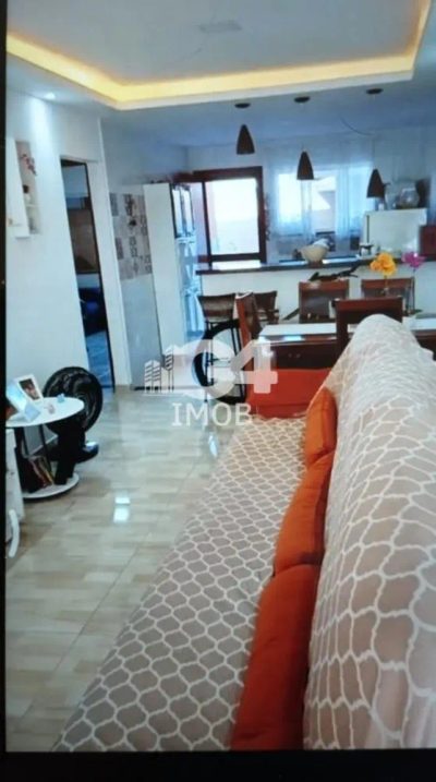 Casa, 3 quartos, 216 m² - Foto 2