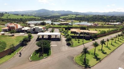 Loteamento e Condomínio, 450 m² - Foto 1