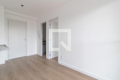 Apartamento, 1 quarto, 29 m² - Foto 2