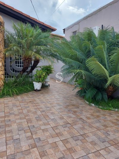 Casa, 4 quartos, 240 m² - Foto 3