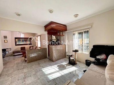 Casa, 3 quartos, 233 m² - Foto 2