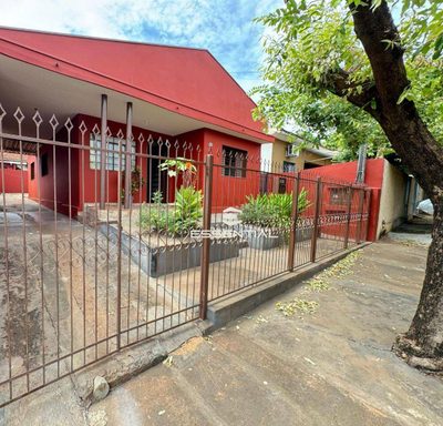 Casa, 3 quartos, 192 m² - Foto 1