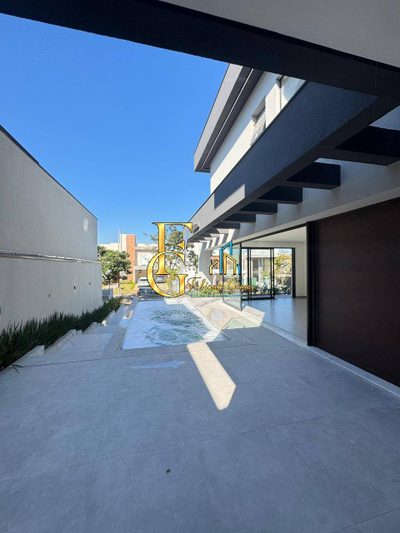 Casa, 5 quartos, 380 m² - Foto 1