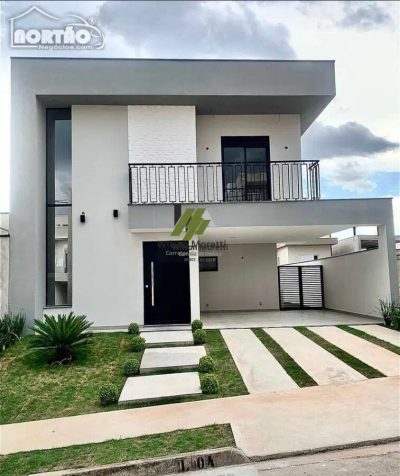 Casa, 5 quartos, 236 m² - Foto 1