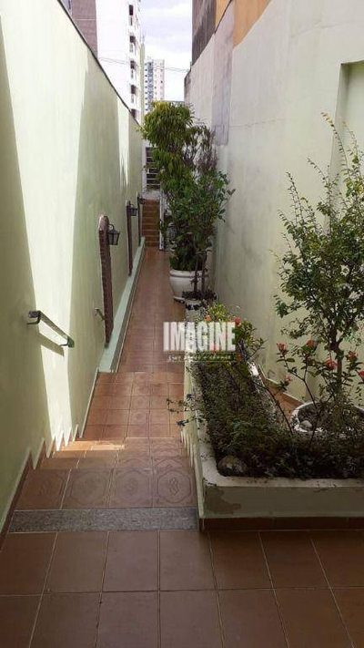 Casa, 2 quartos, 200 m² - Foto 1