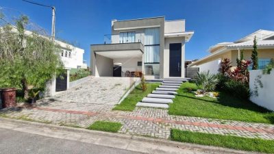 Casa, 4 quartos, 240 m² - Foto 1