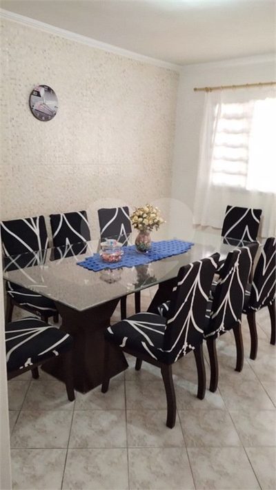 Casa, 4 quartos, 214 m² - Foto 2