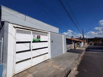 Casa, 3 quartos, 132 m² - Foto 1