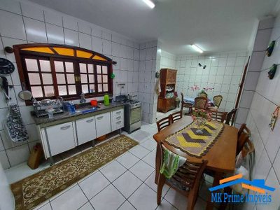 Sobrado, 2 quartos, 200 m² - Foto 4